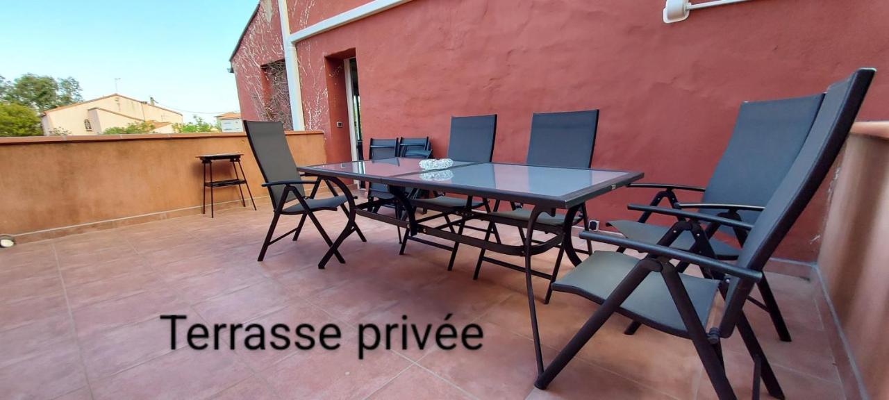Le Barcares Logement Climatise Pour 6 Personnes, Draps Et Serviettes Non Fournis Air-Conditioned Accommodation For 6 People, Sheets And Towels Not Provided Alojamiento Con Aire Acondicionado Para 6 Personas, Sabanas Y Toallas No Incluidas Экстерьер фото