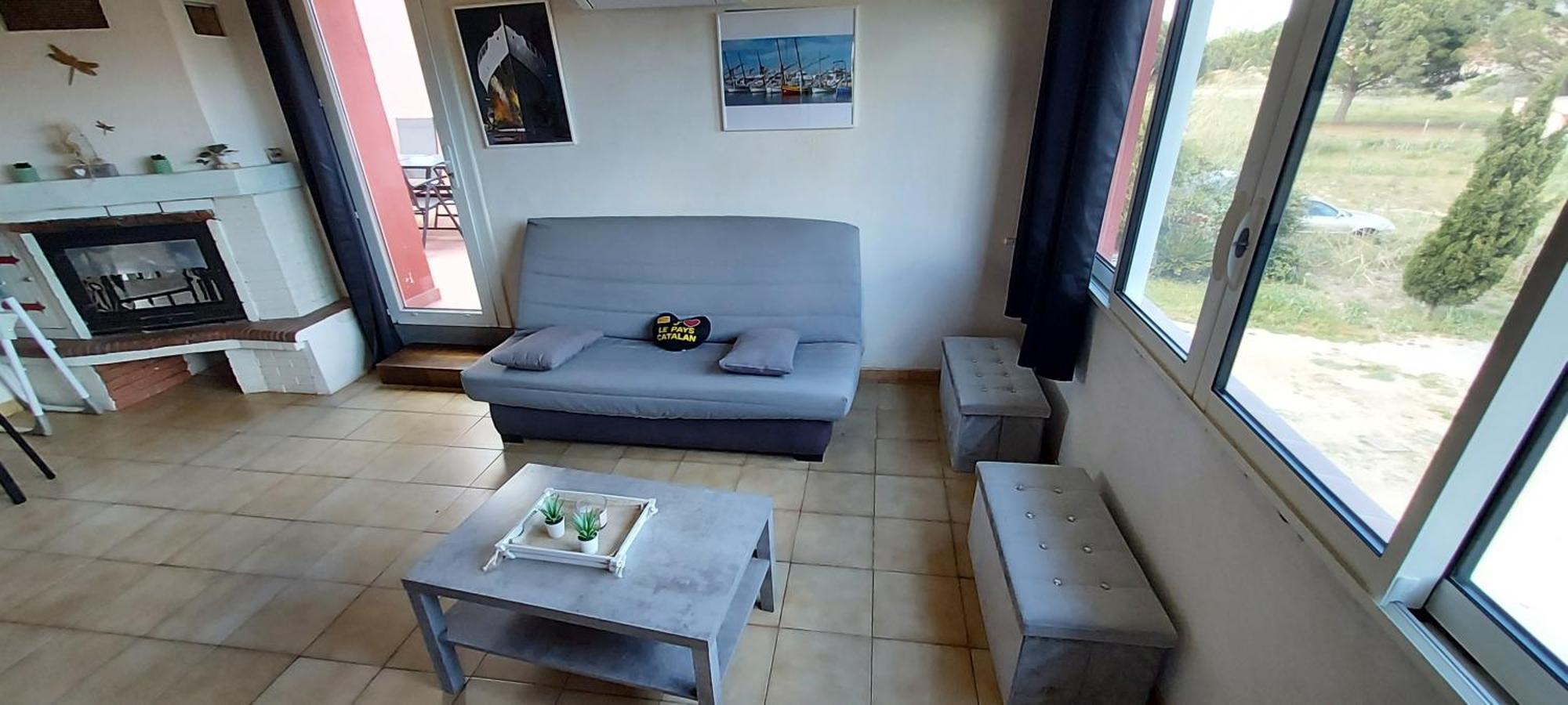 Le Barcares Logement Climatise Pour 6 Personnes, Draps Et Serviettes Non Fournis Air-Conditioned Accommodation For 6 People, Sheets And Towels Not Provided Alojamiento Con Aire Acondicionado Para 6 Personas, Sabanas Y Toallas No Incluidas Экстерьер фото